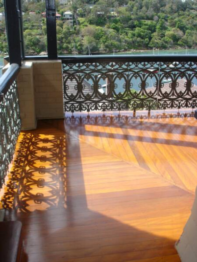 Austimber_floor_polishing_Bona_Naturale_coating_on_Greybox_Mosman