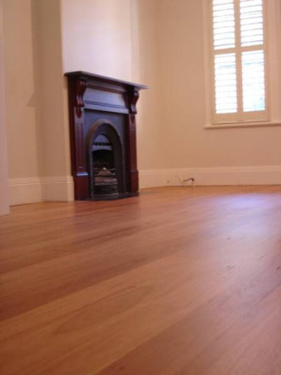 Austimber - Wooden floors Northern Beaches specialist. Call us 0414 823 305 for free quotes. Floor coatings, wood wash and lime floors, complete floor sanding and polishing Northern Beaches