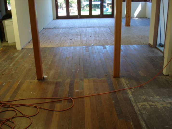 Austimber Floors - quality floor sanding and polishing Northern Beaches, floor coatings and staining, wooden floorboards installation. We GUARANTEE and WARRANTY our work, 20 years experience in the industry and great customer service